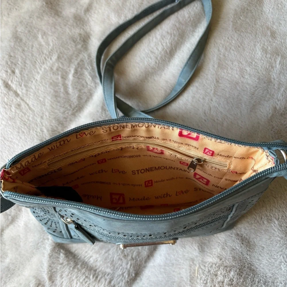 Stone Mountain Accessories Teal Crossbody Bag - Picture 5 of 5